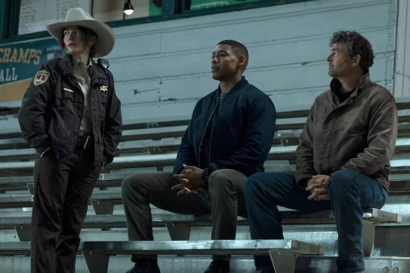Linternas: la nueva serie de HBO Max que cambia la fórmula superheroica por un policial con alma de western