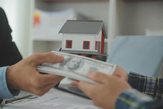 Créditos UVA: con la nueva regla del 25%, una pareja necesita ingresos cercanos a $3,5 millones para calificar