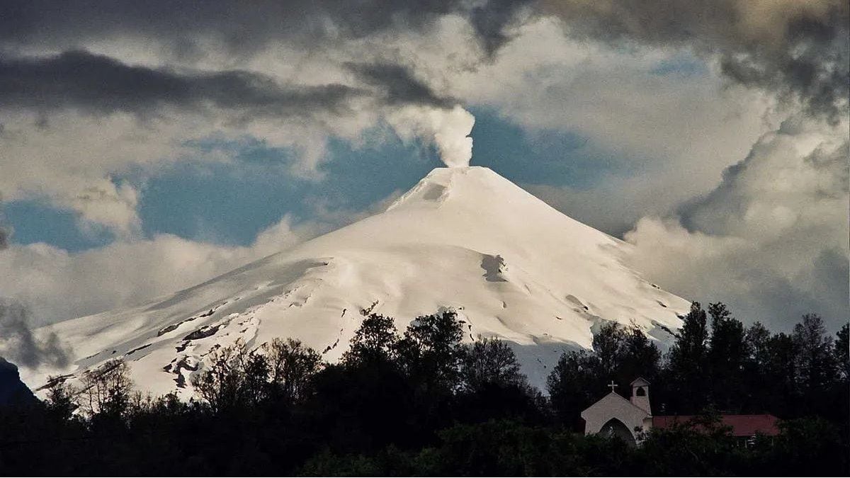 El Villarrica cambió de alerta y pone en alerta a quienes planean viajar al sur neuquino