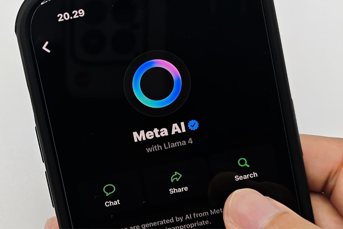 Meta IA en WhatsApp: cómo dejarla invisible sin borrarla del teléfono