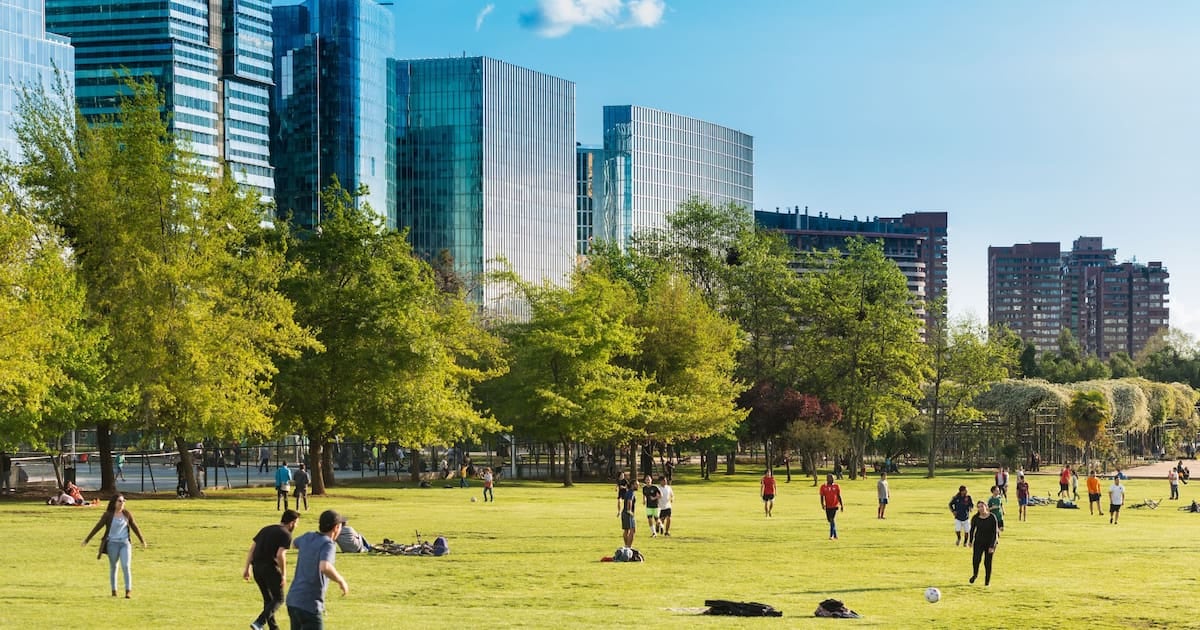Cuánto más se paga por vivir frente a un parque en la Ciudad de Buenos Aires