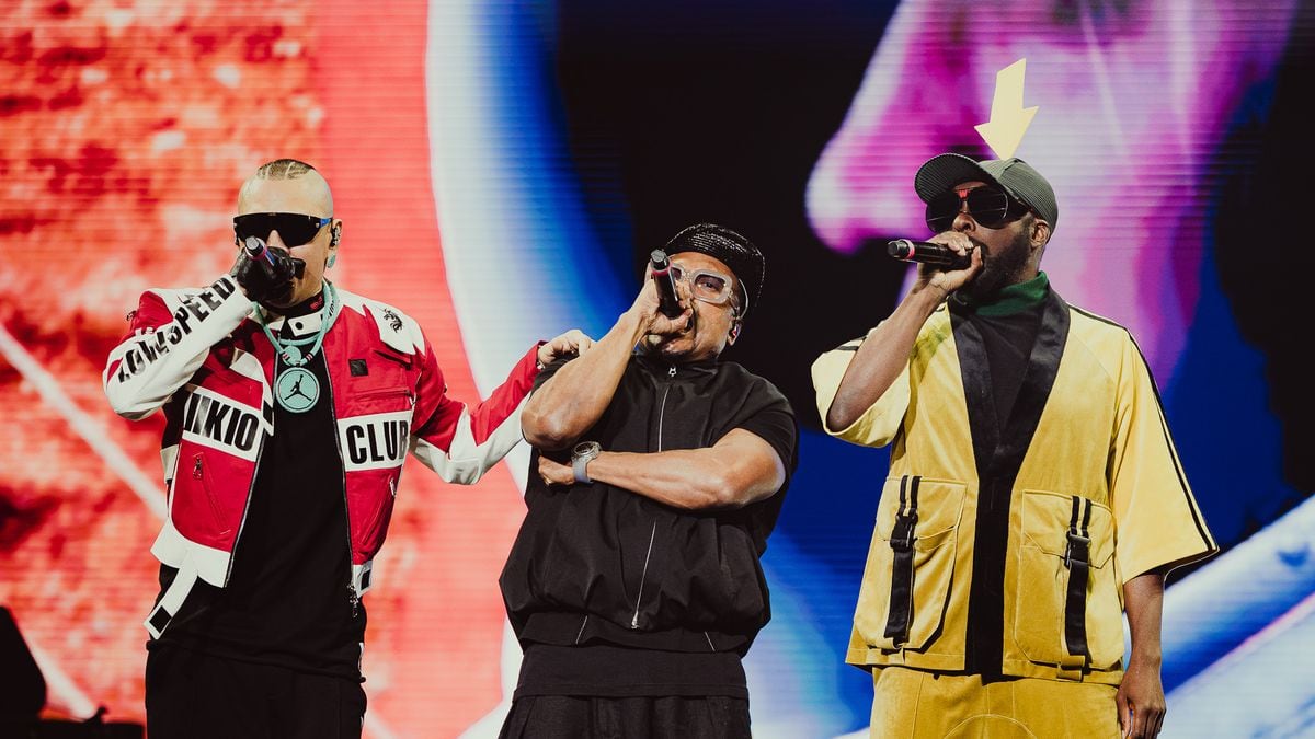 Dieciséis años no son nada: los Black Eyed Peas reventaron el Movistar Arena y hasta hubo pedido de casamiento arriba del escenario