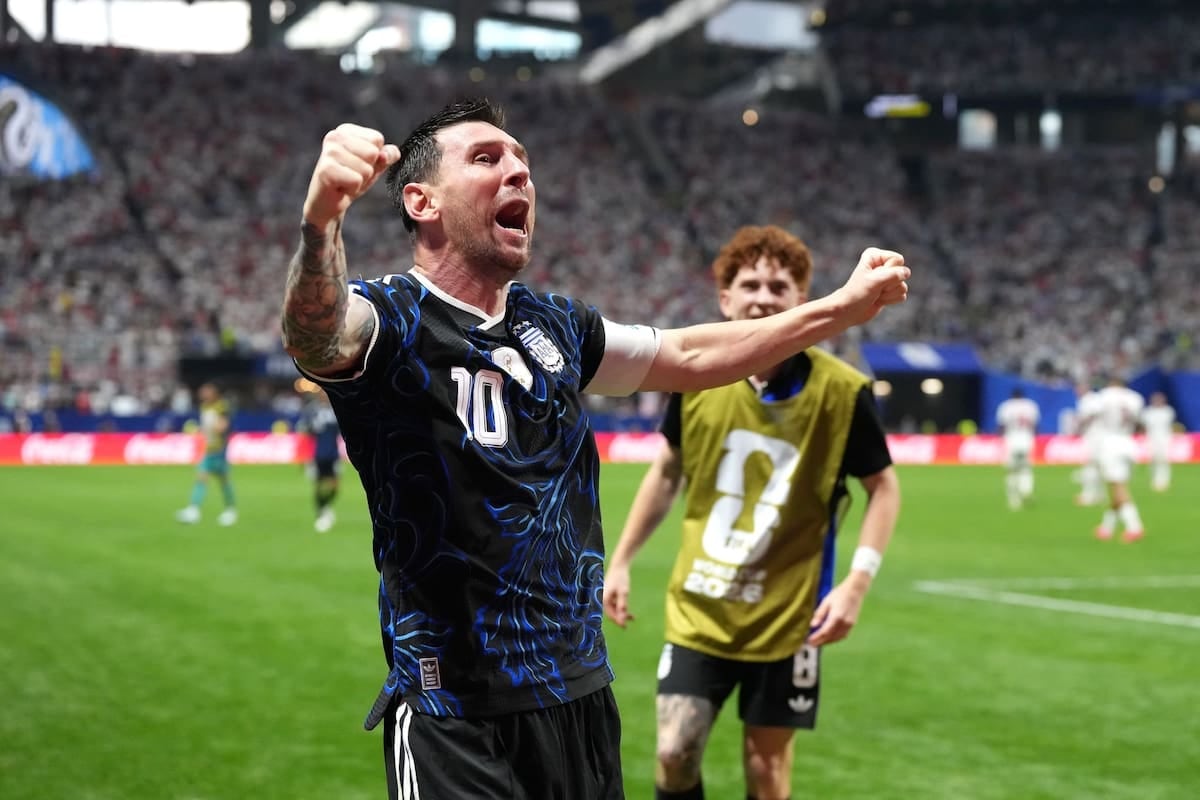 Messi y Lautaro, otra vez en la conversación grande del fútbol mundial