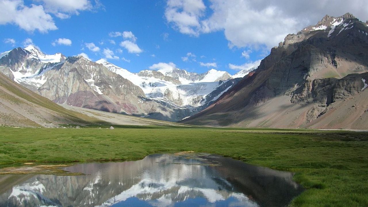 Cinco montañas argentinas, a un paso del sello internacional que las pondría en el mapa del turismo de altura