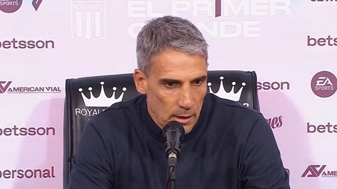 Vojvoda se prende al cargo como Racing al fondo de la tabla: con la soga al cuello, aguanta