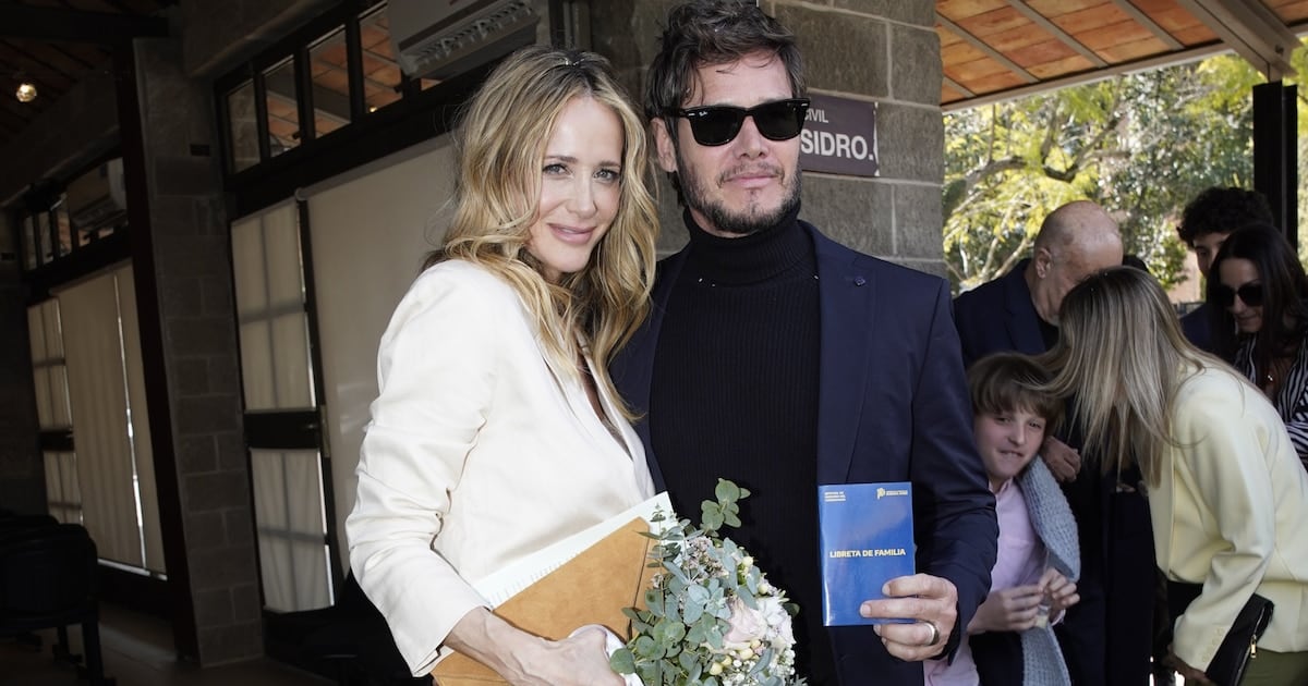 Una boda en familia y a las apuradas: así se casaron Julieta Prandi y Emanuel Ortega en San Isidro