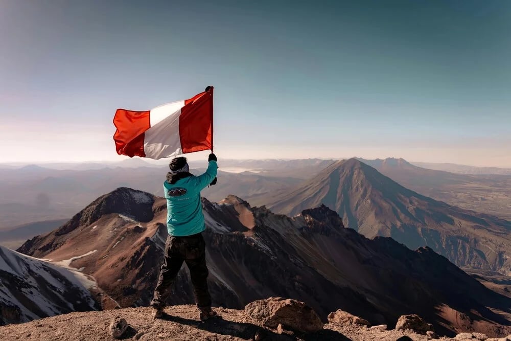 Arequipa: la Ciudad Blanca que combina sillar, volcanes y terrazas que todavía resisten el paso del tiempo