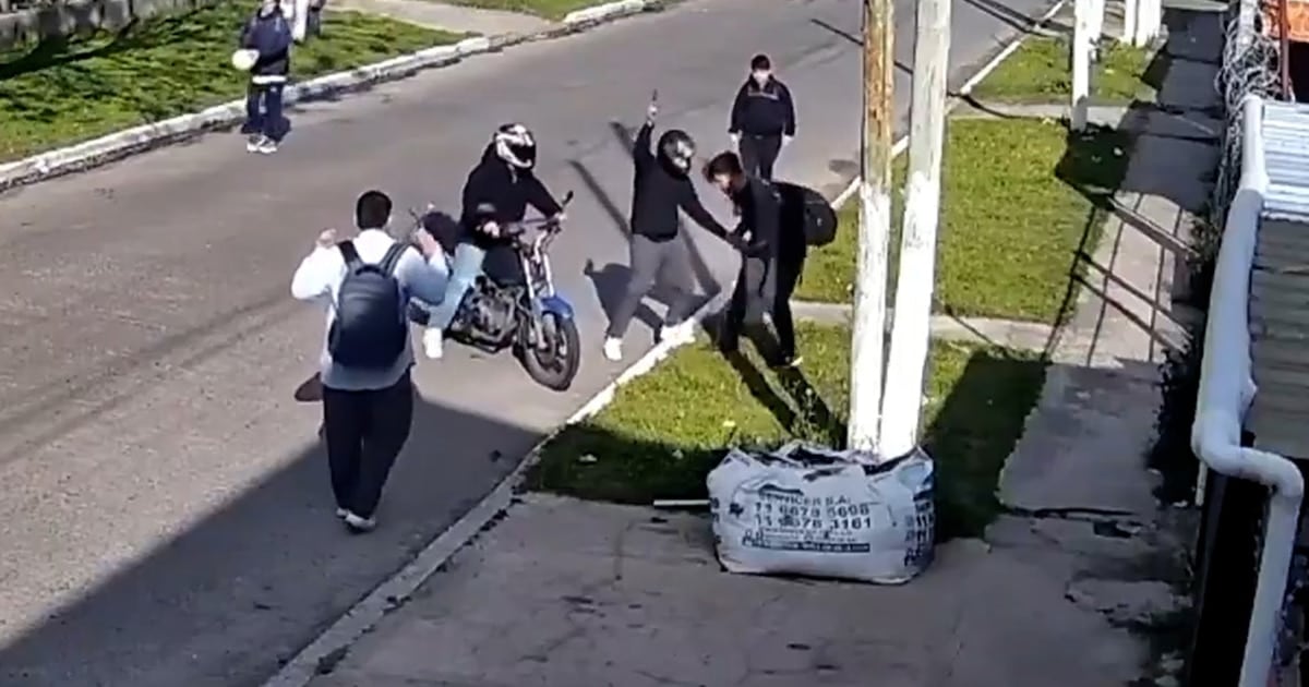 La Matanza: la Justicia busca a dos motoqueros que asaltaron a alumnos con autismo en González Catán