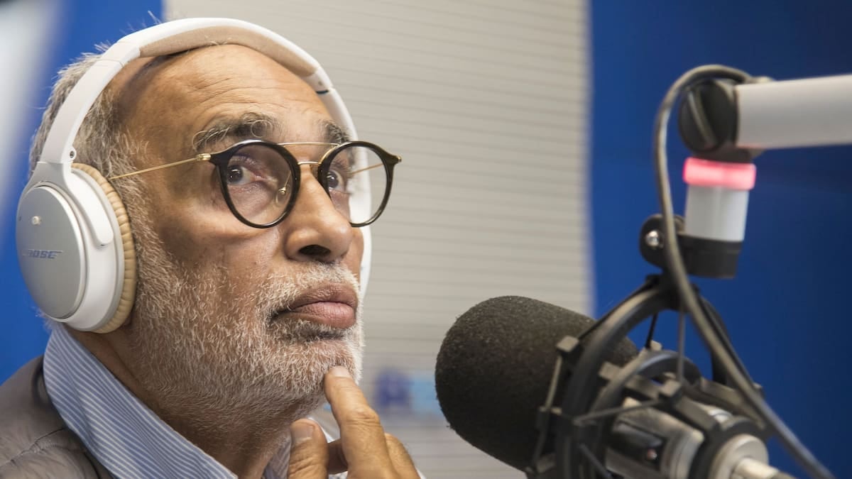 Se fue el Negro González Oro: el locutor que nos despertaba con café y confesiones