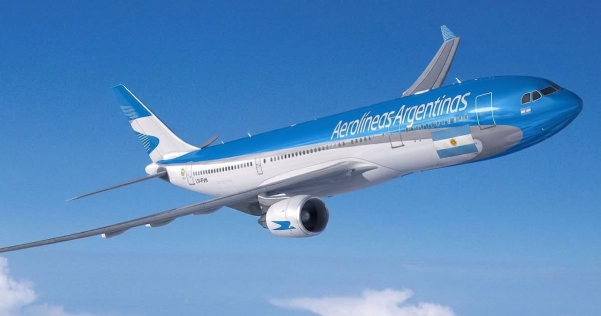 Aerolíneas Argentinas amplía su grilla para el verano 2027 y los pasajes arrancan en el orden del millón de pesos