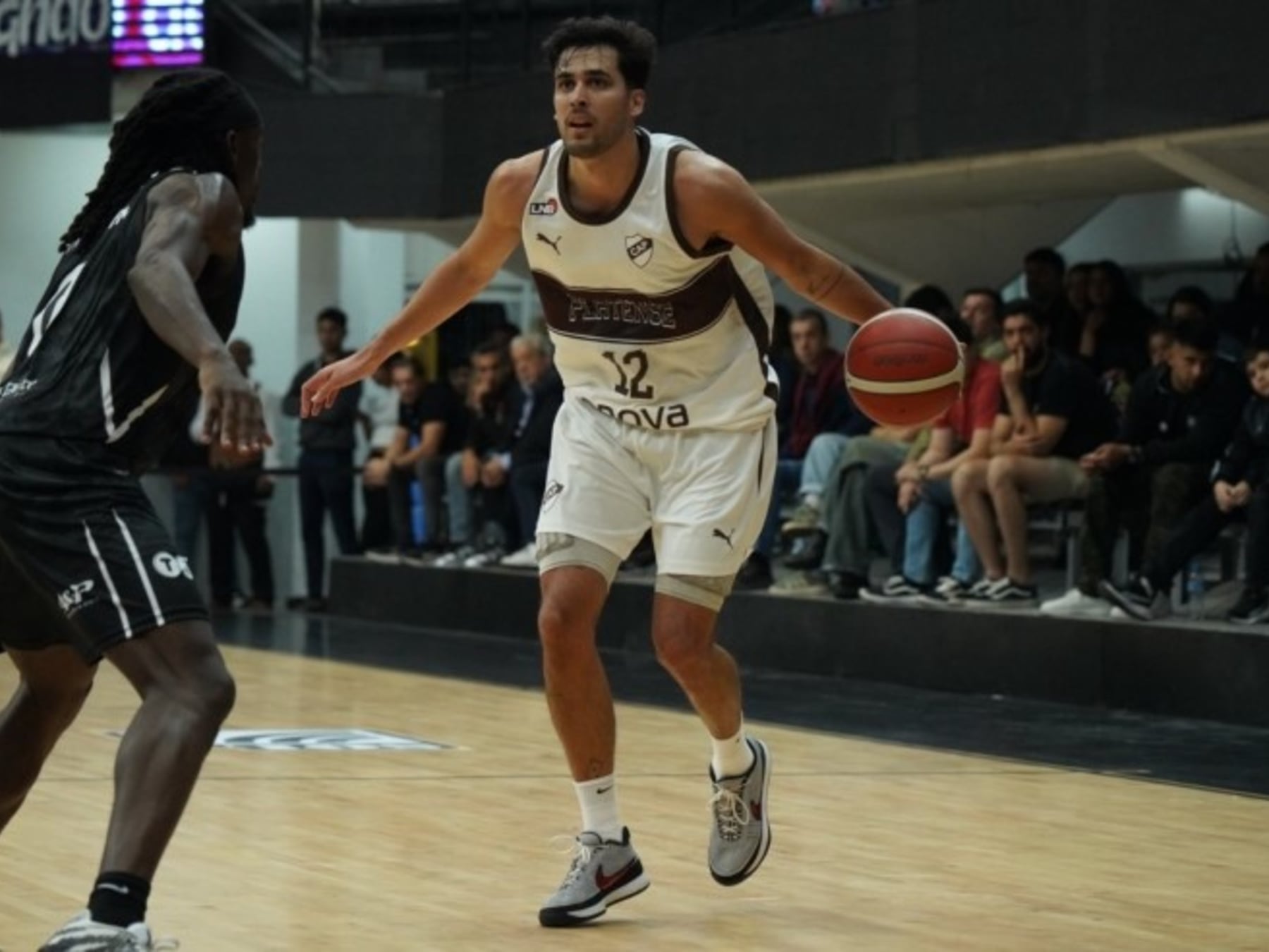 Viento de Santiago: el Calamar sopló fuerte en el debut
