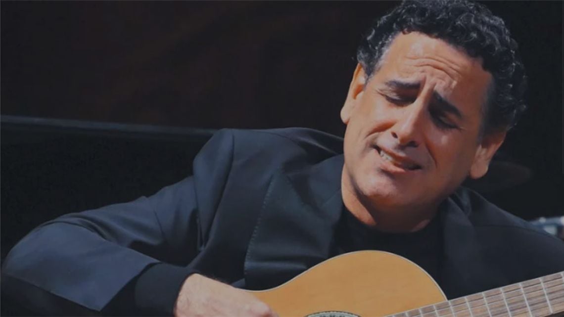 Flórez en el Colón: cuando la guitarra se cuela entre arias y la trova se codea con Mozart