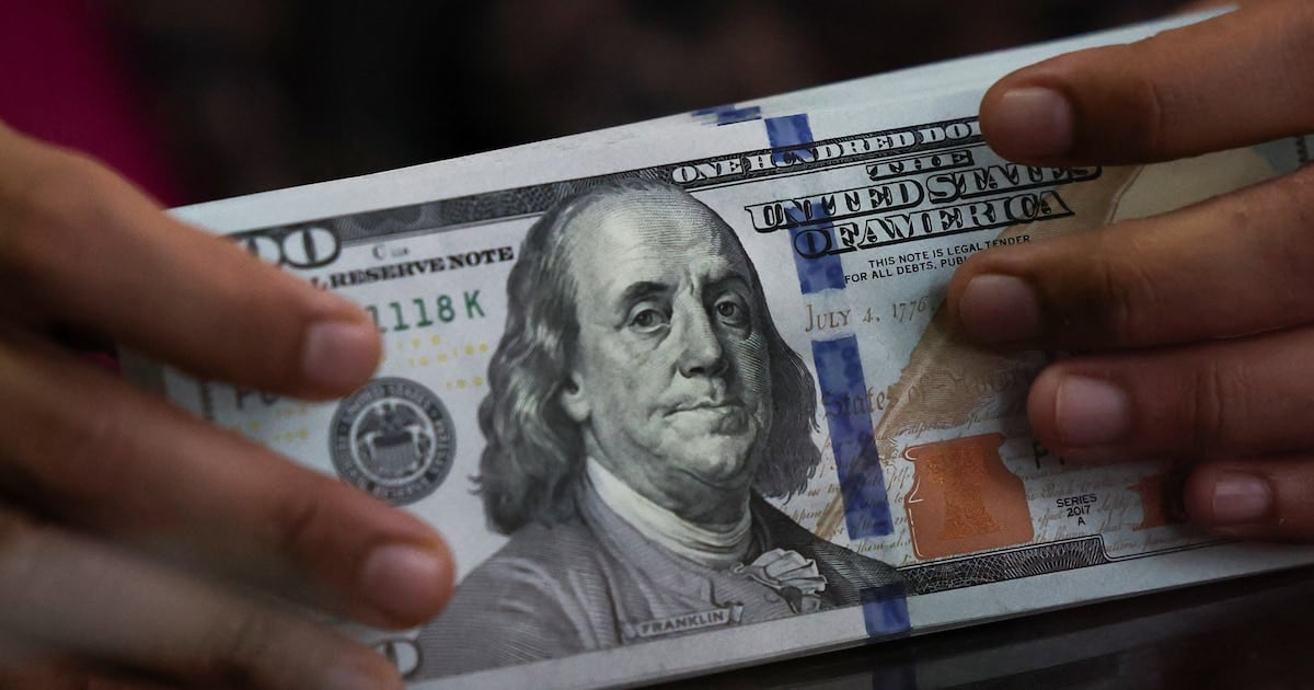 Cotizaciones del dólar: el mayorista se sostuvo en $1.520 por tercera rueda y el blue cerró en $1.550