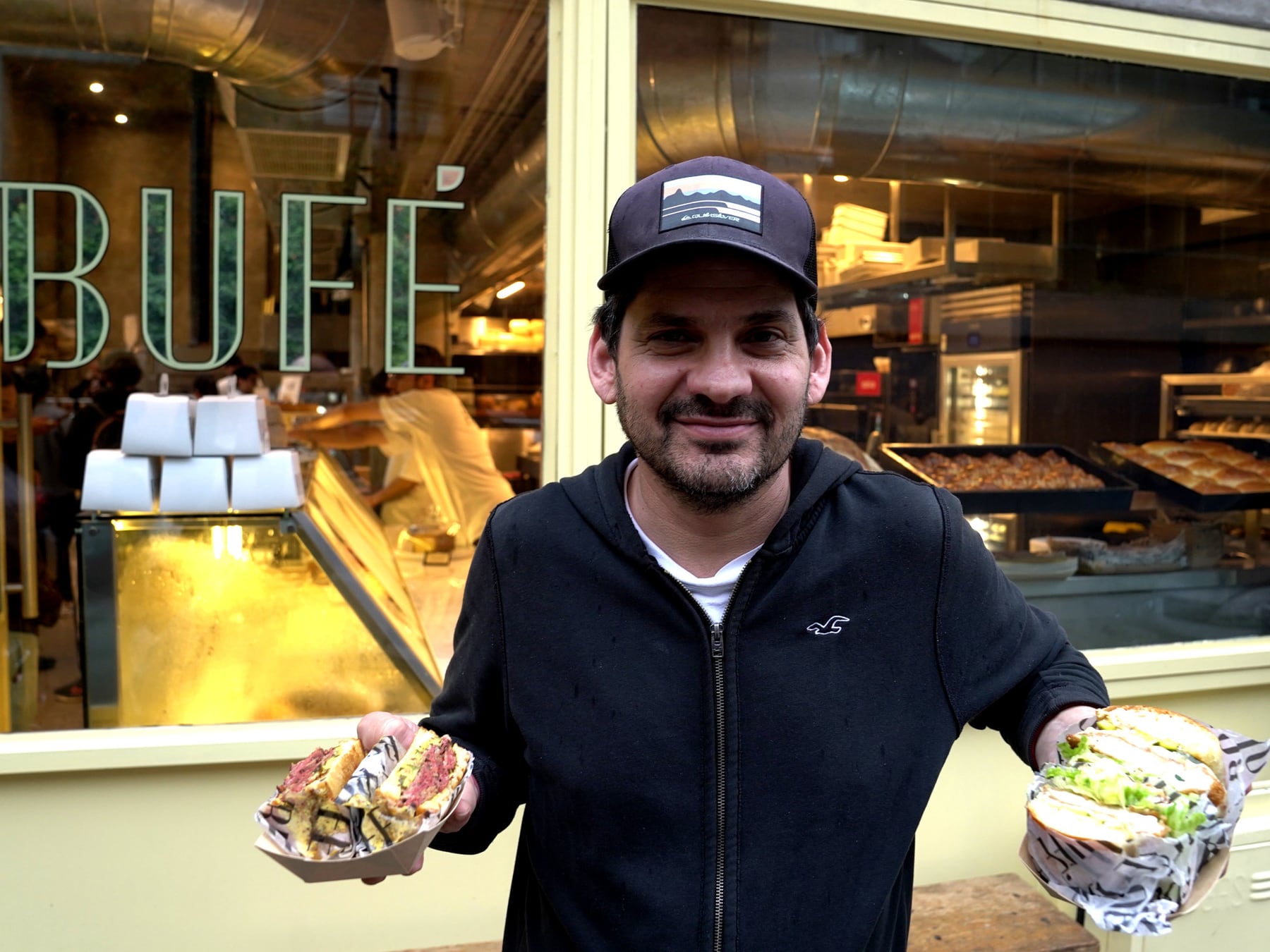 Un polo gastronómico de cinco especialidades artesanales conquistó un pasaje residencial de Núñez y ya forma fila los fines de semana