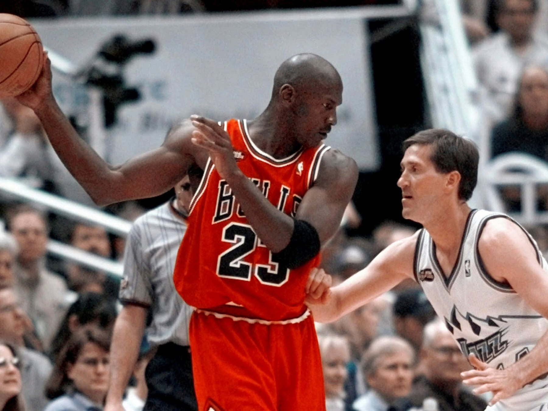 La remera de Jordan del 98 se fue a 14 palos y el básquet entró en la liga del arte