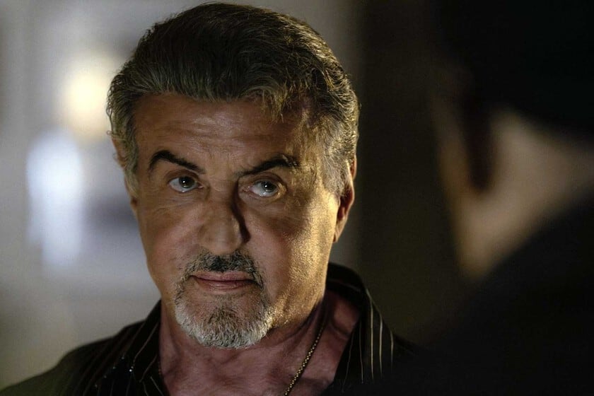 El Batman que casi fue Rocky: la historia secreta de Stallone, el traje que nunca se probó y un cortometraje de sobremesa que todavía se recuerda en la Comic-Con
