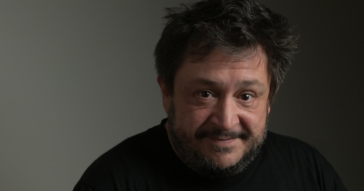 Dieciocho inversores denuncian penalmente a Hernán Casciari y a su productora por el destino de siete proyectos audiovisuales