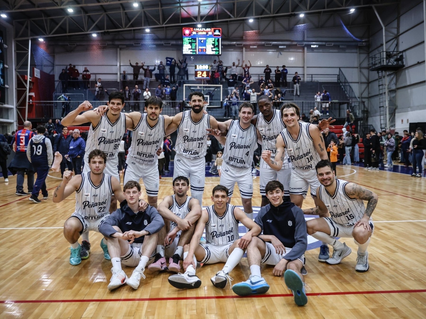 En Boedo sopló viento a favor de Oberá y se cortó la mufa de cuatro caídas