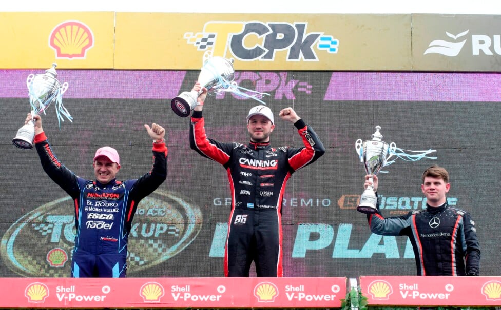 Canapino se prendió a la triple corona del año y ahora manda en las pickups, aunque sea por un suspiro