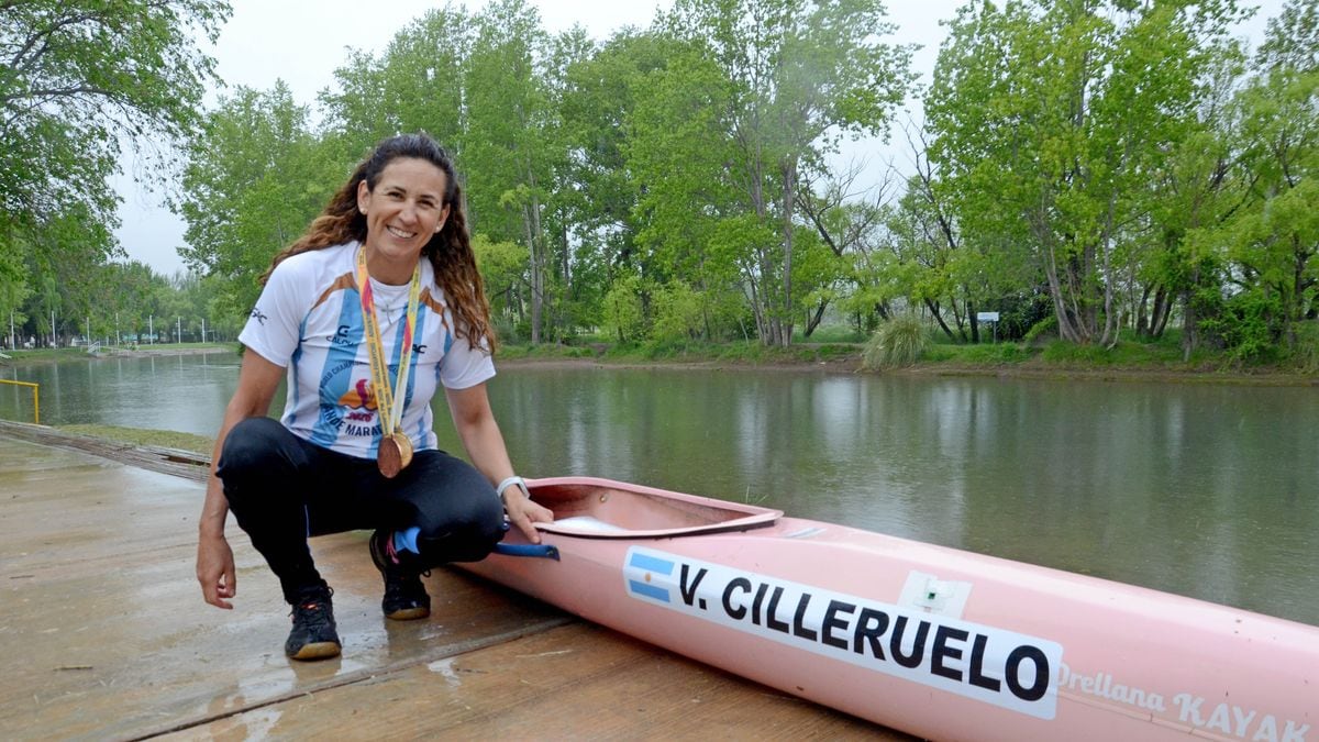 Valeria Cilleruelo cruzó la meta en casa yqedó con el oro del Mundial de kayak