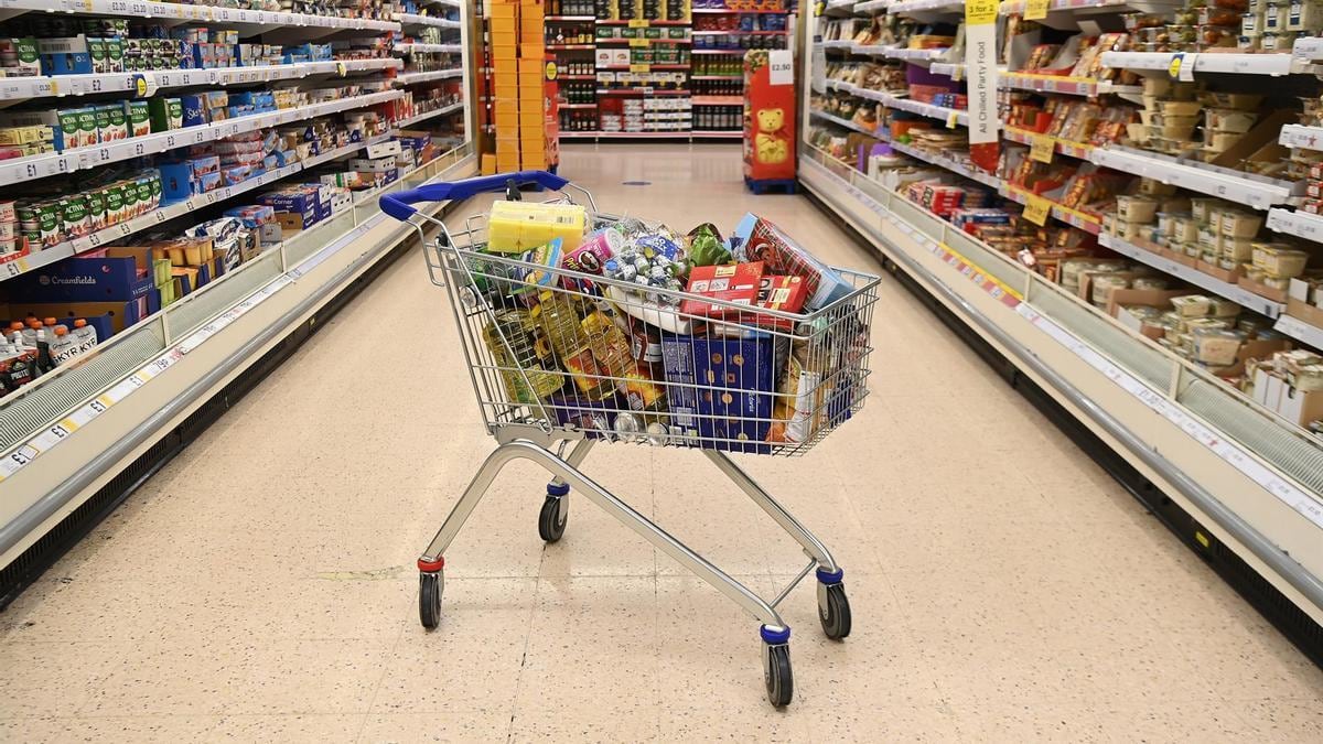 Inflación 2024: los precios de la comida se enfriaron mientras los servicios volaron
