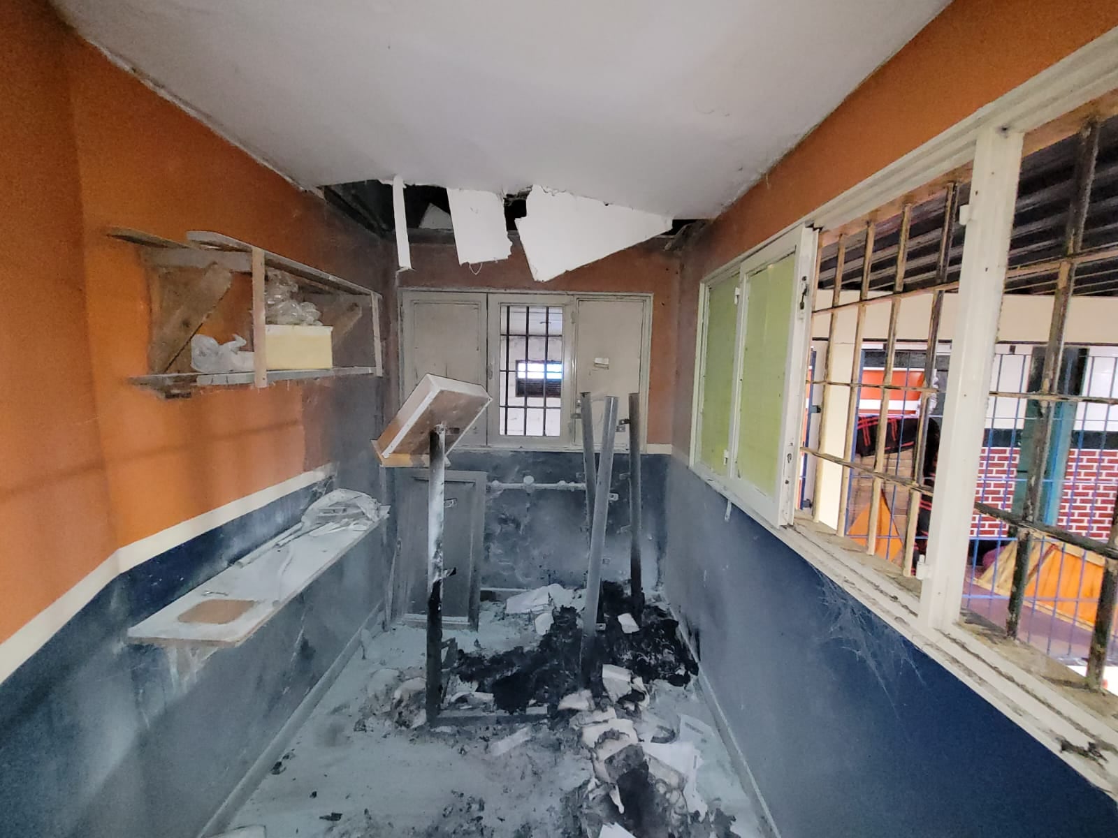 Disturbios en la cárcel de Florencio Varela: más de 500 postas para controlar un intento de motín