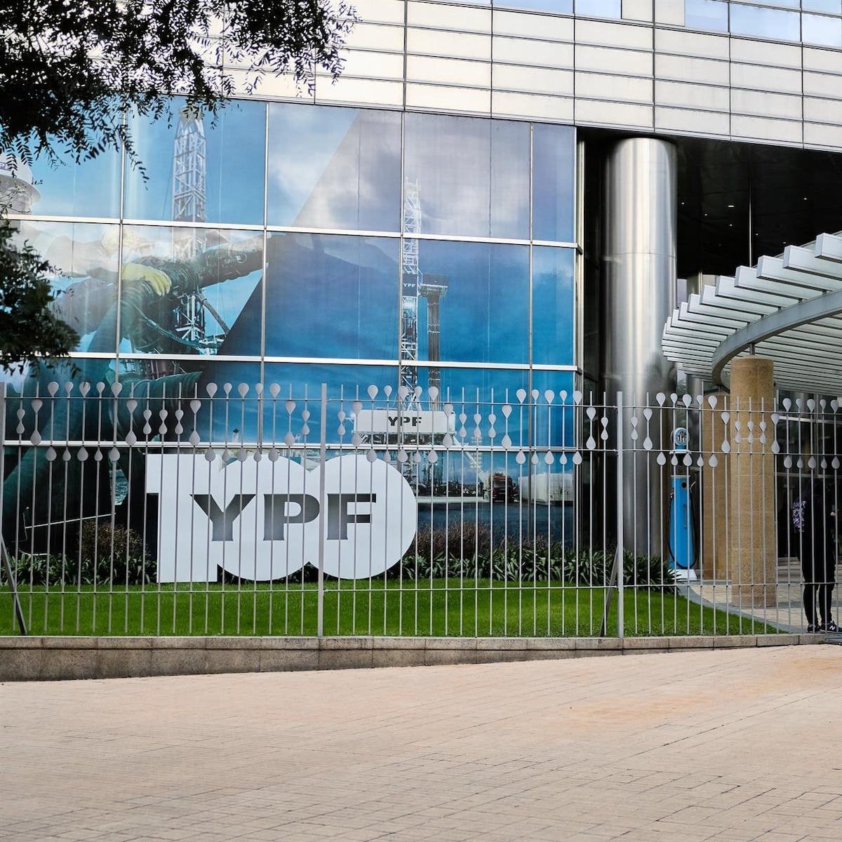 Juicio por YPF en fase crítica: tensión en las audiencias, apelación clave y riesgos del desacato