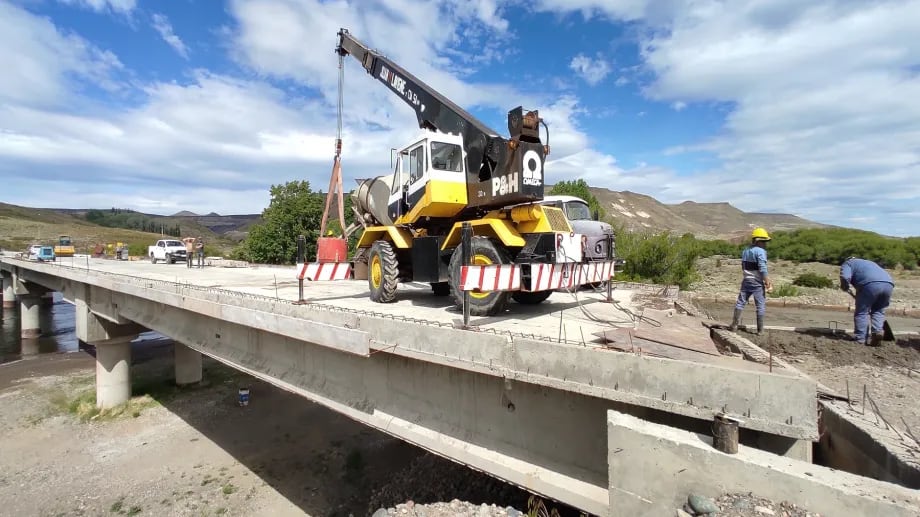 Cayó un 70% la inversión en obra pública nacional en la provincia de Neuquén