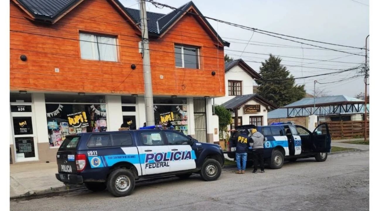 Culebrón de la mula chilena: los documentos oficiales y la pantalla del sushi