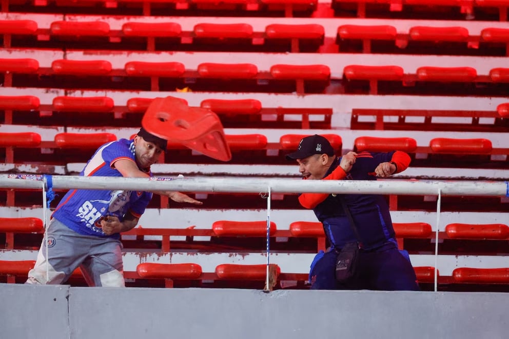Reacciones de Dirigentes de Independiente y U de Chile tras Incidentes Violentos