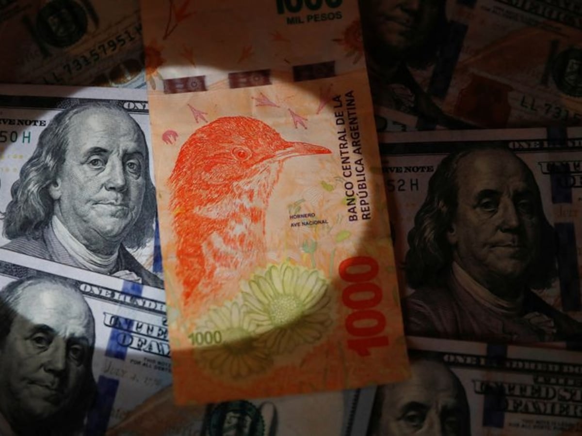 El Gobierno intervino para frenar alzas antes de la licitación del Tesoro