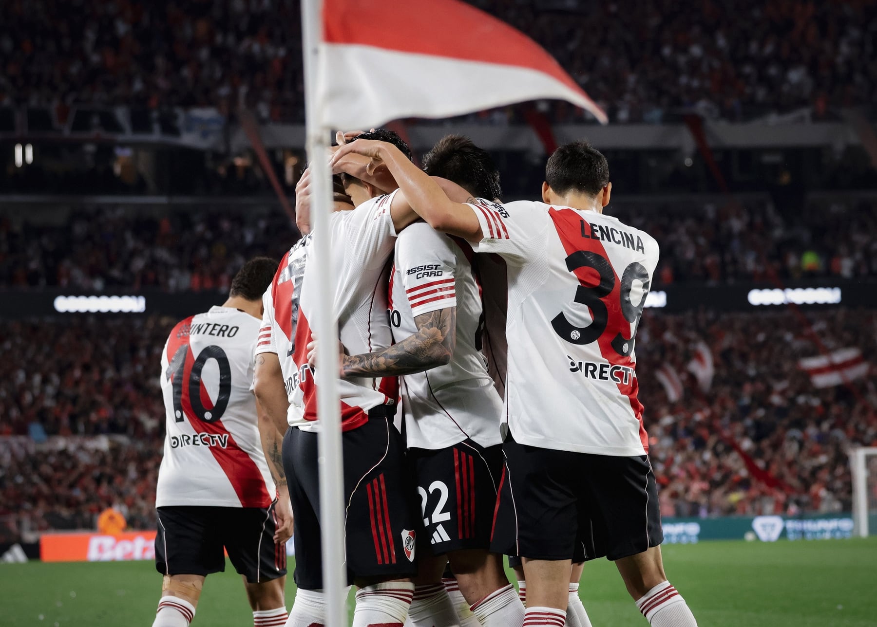 Cómo quedaron las posiciones tras los triunfos de River y Boca y la caída de Racing