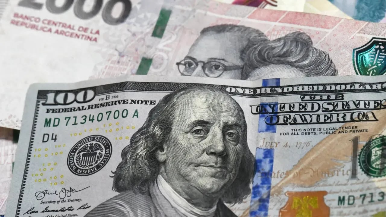 Desde el fin del cepo, argentinos adquirieron más de USD 10.000 millones