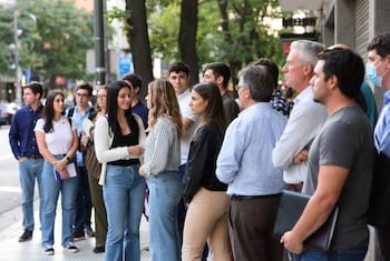 El trabajo asalariado acumula 337.000 puestos formales menos desde noviembre de 2023