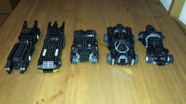 LEGO lanza set coleccionable del Batimóvil de Batman Returns con mecanismo de transformación