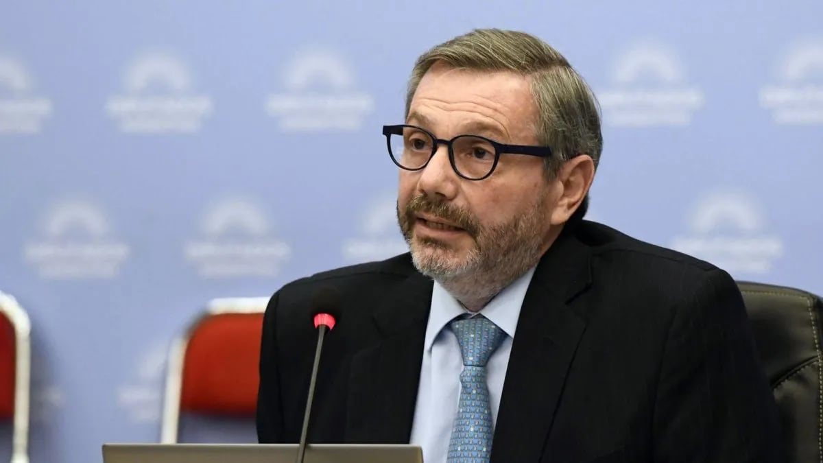 Cambios en Anses: Mariano de los Heros es removido del cargo tras la postura de Milei sobre la reforma previsional.