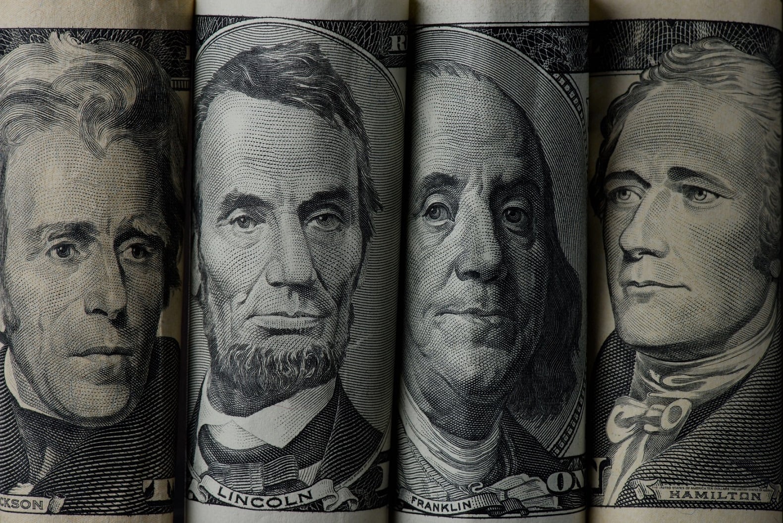 Cotización del dólar blue en Neuquén: cómo se mueve tras la entrevista de Milei