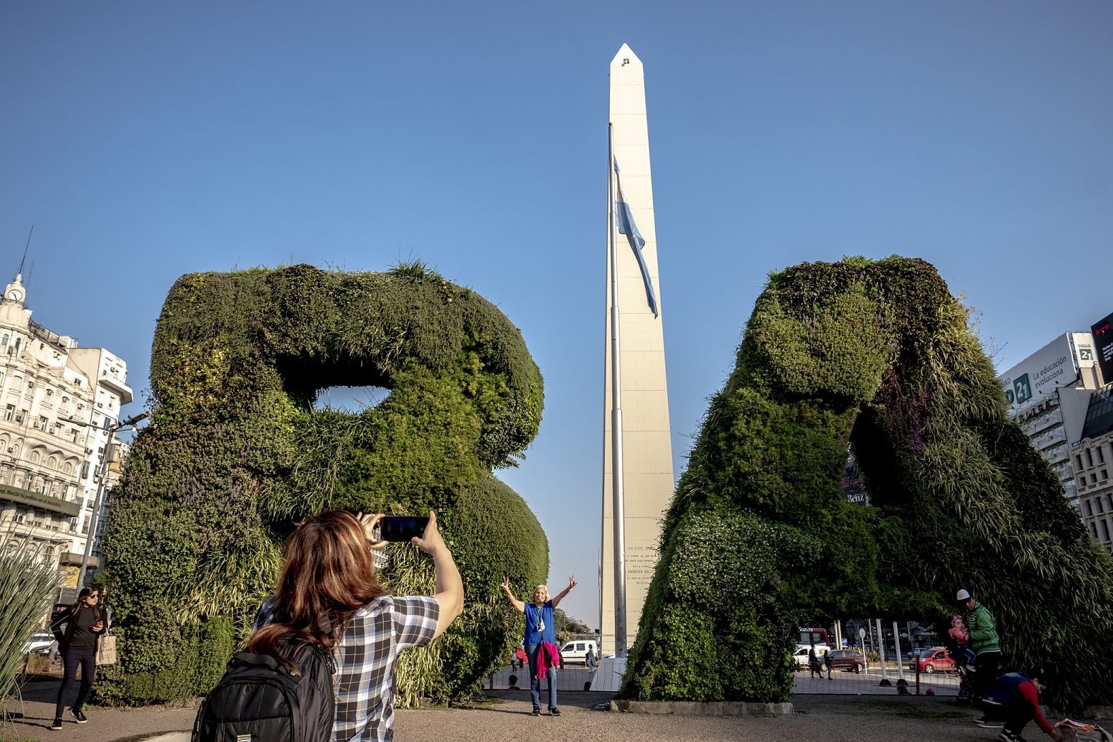 El Financial Times advirtió sobre los efectos negativos del dólar barato para el turismo en la Argentina