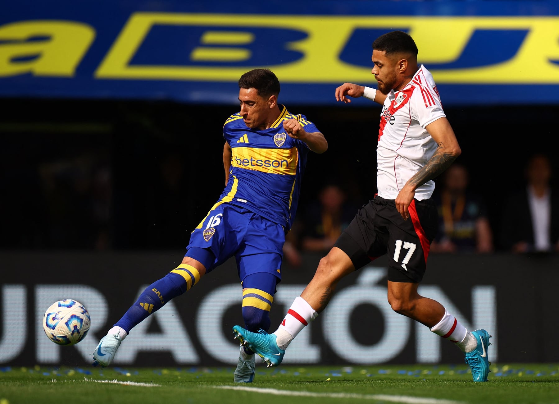 Dos Equipos Avanzan: Cruces Potenciales en Octavos del Torneo Apertura