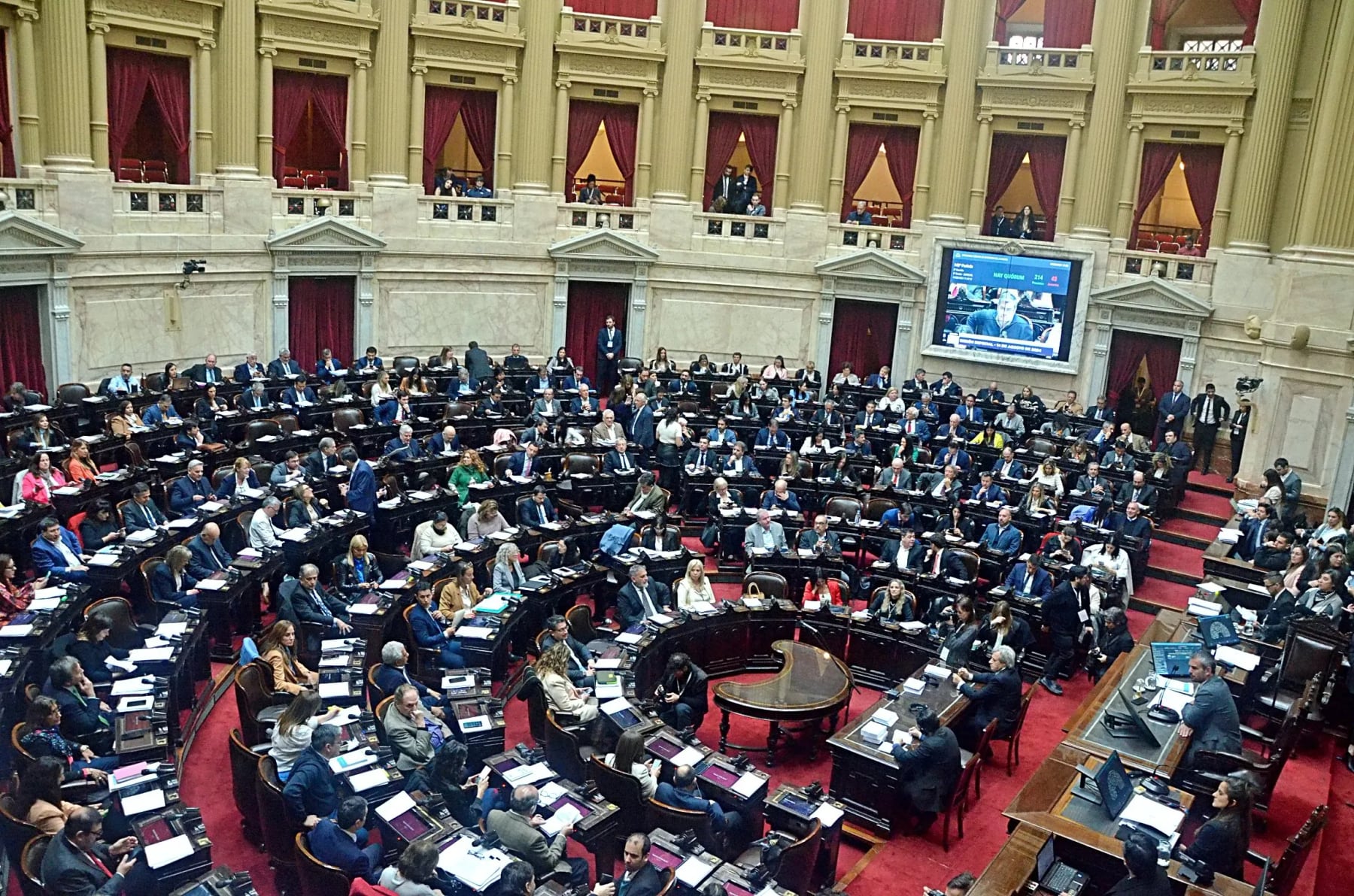 En medio de tensiones con la CGT, el oficialismo retoma proyectos contra la cuota solidaria sindical