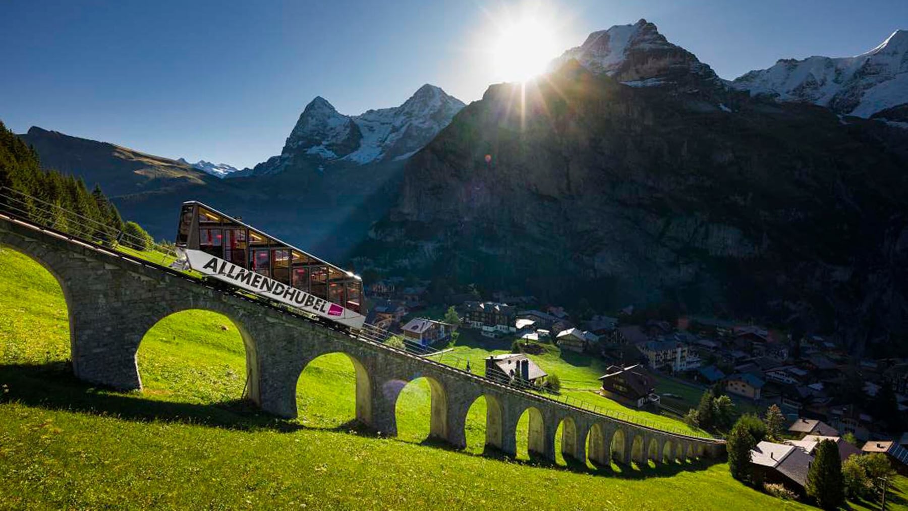Sin autos y aislado entre montañas: así es Mürren, el pintoresco pueblo suizo