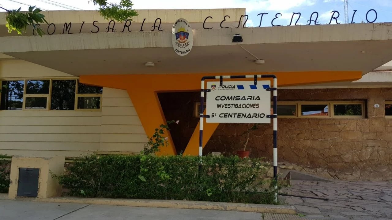 Presos revoltosos de la alcaidía de Centenario quemaron colchones y rompieron una pared
