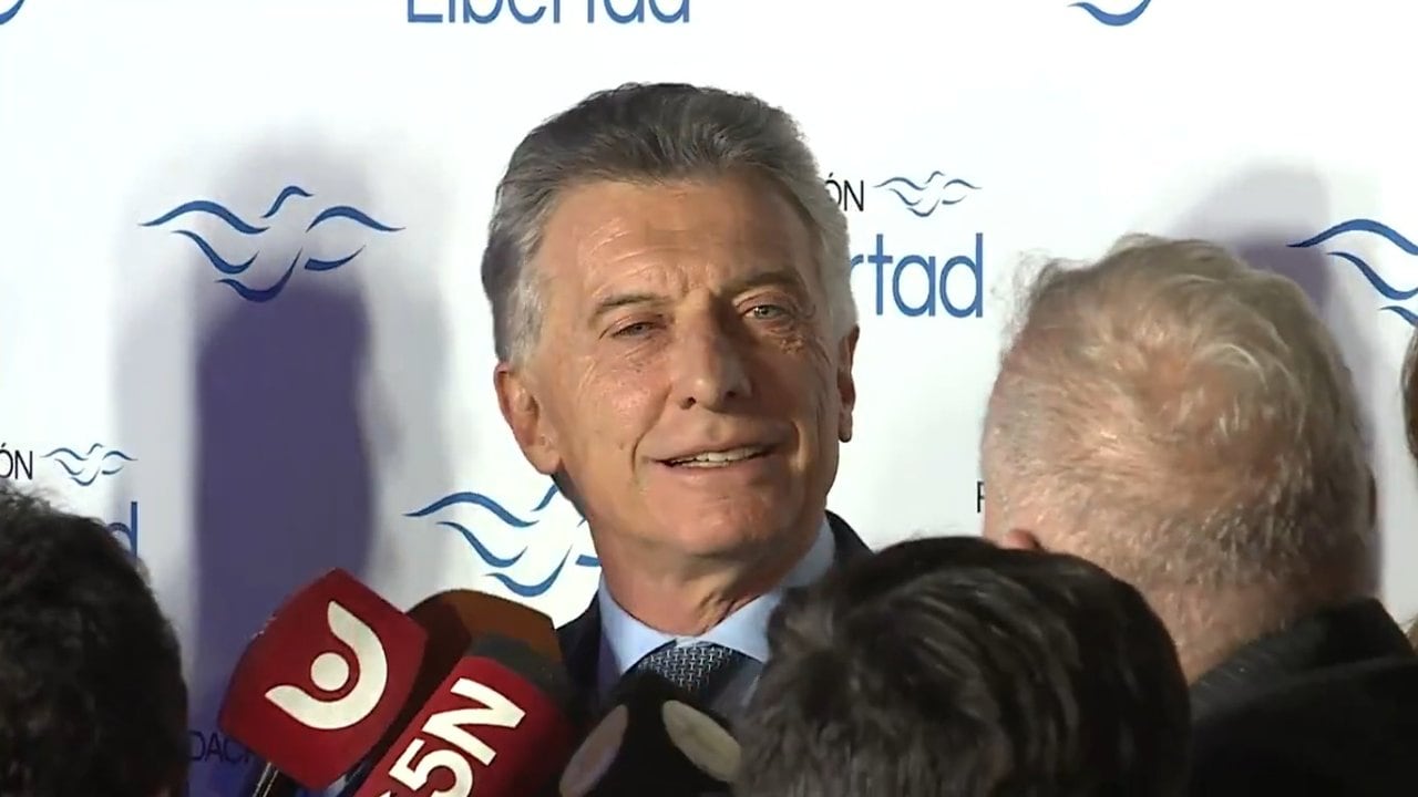 Mauricio Macri cuestionó a Riquelme y Larreta: “Le hace el juego al kirchnerismo”
